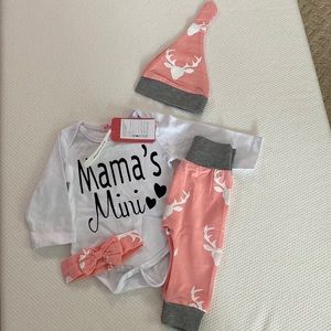 Mamas mini 4 piece outfit NWT
